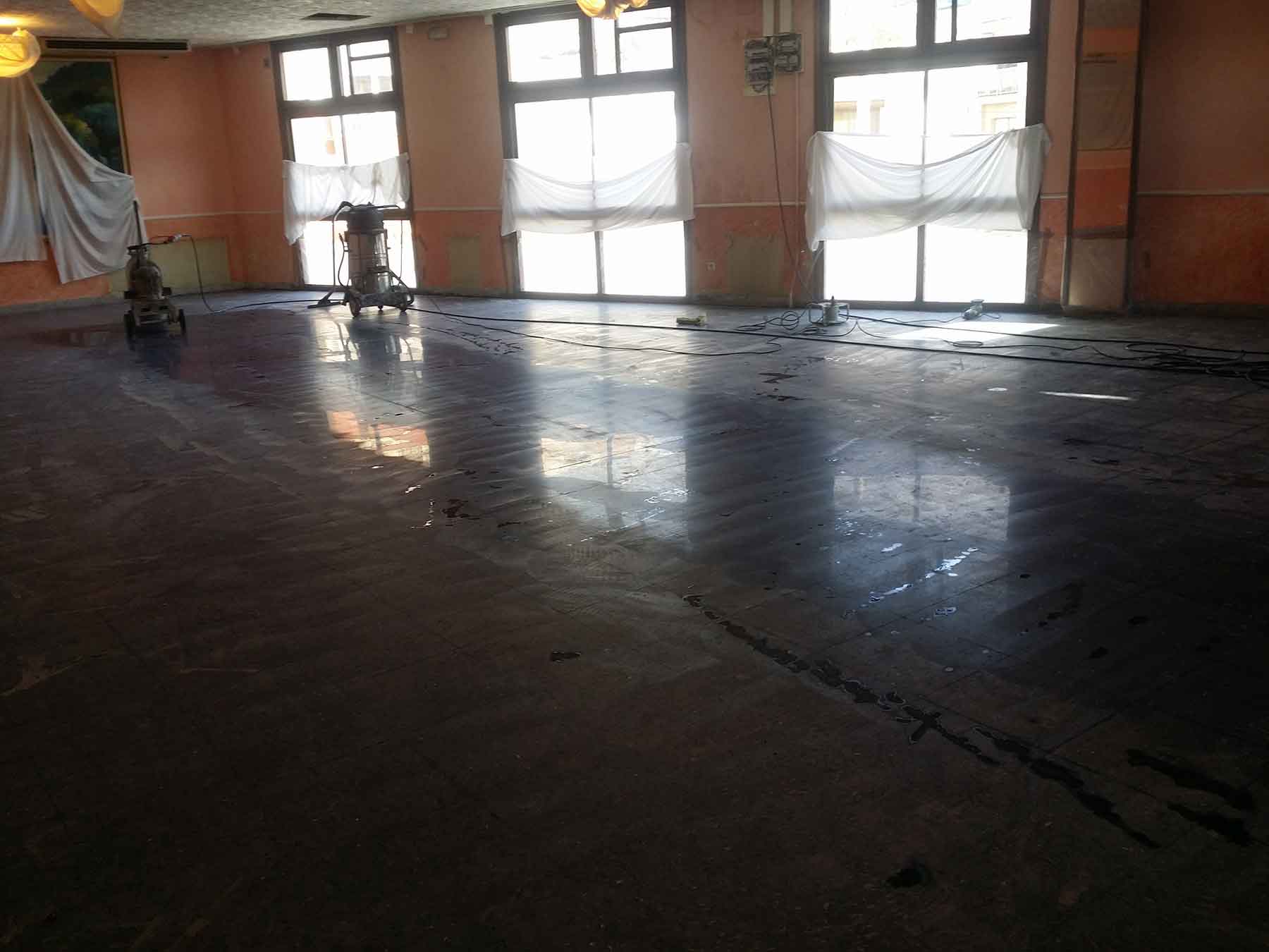 Pulidos y Abrillantados de Suelos en Hoteles