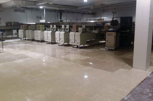 Pulidos y Abrillantados de Suelos en Nave Industrial en el Baix Ebre